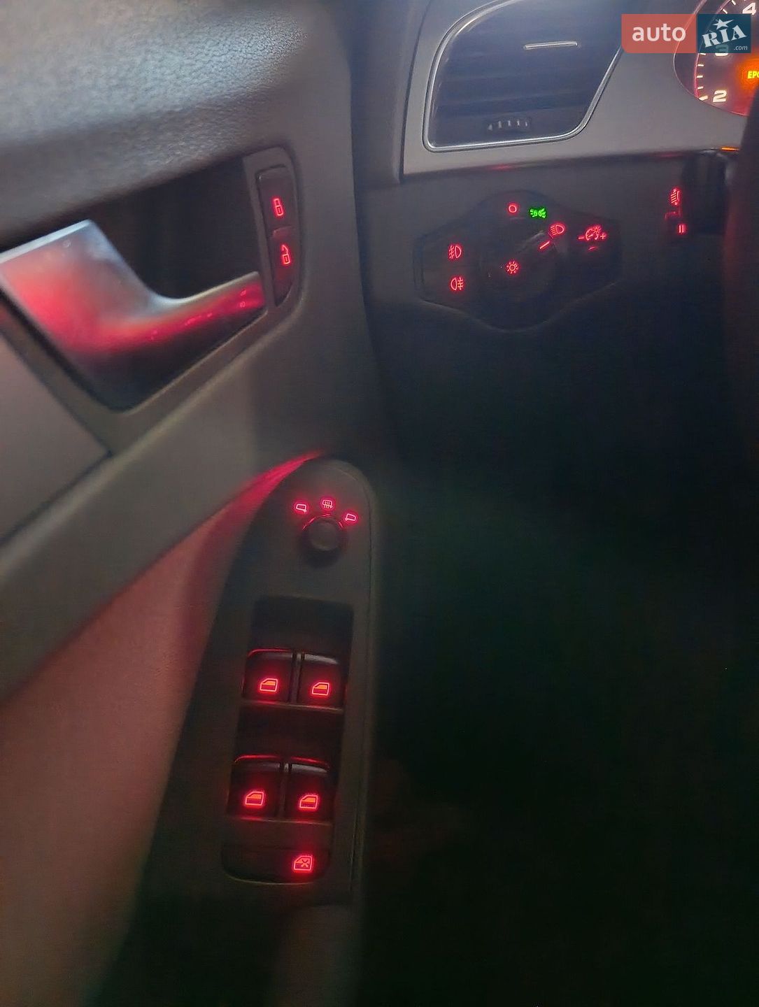Audi A4 2009 VIN WAUZZZ8KX9A211864 фото оголошення 10 з 12