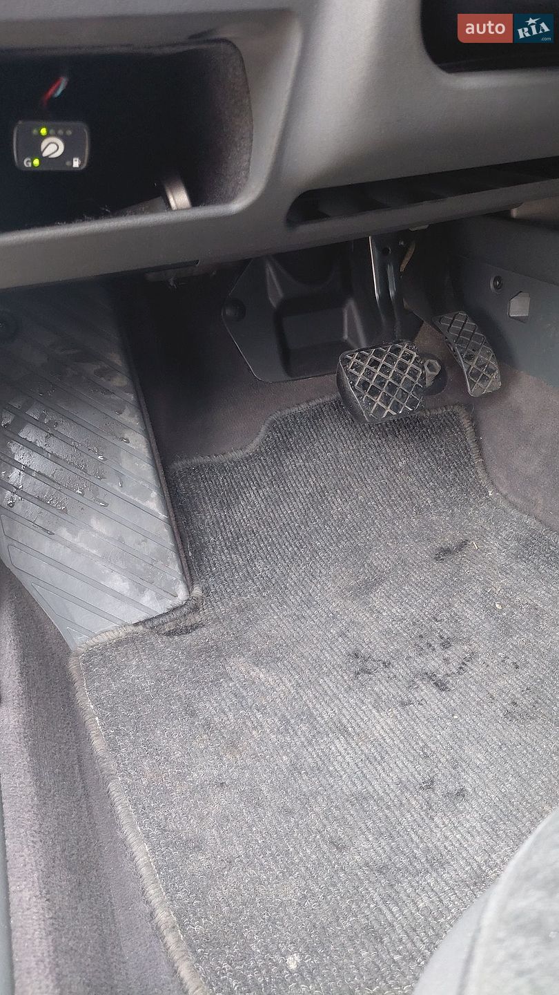 Audi A3 1999 VIN WAUZZZ8LZYA034071 фото оголошення 15 з 17