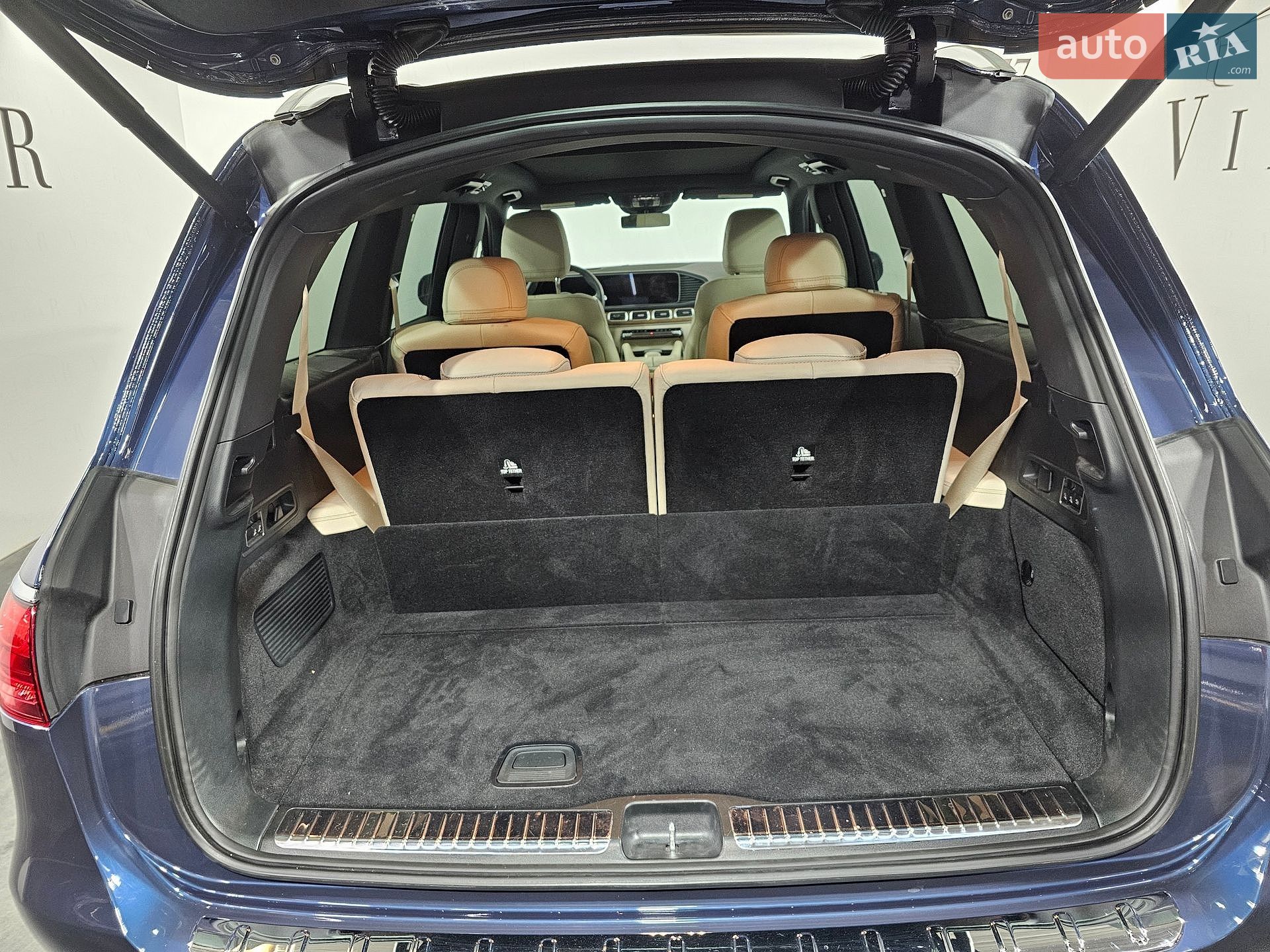 Mercedes-Benz GLS-Class 2024 VIN 4JGFF5KE4RB089423 фото оголошення 11 з 37