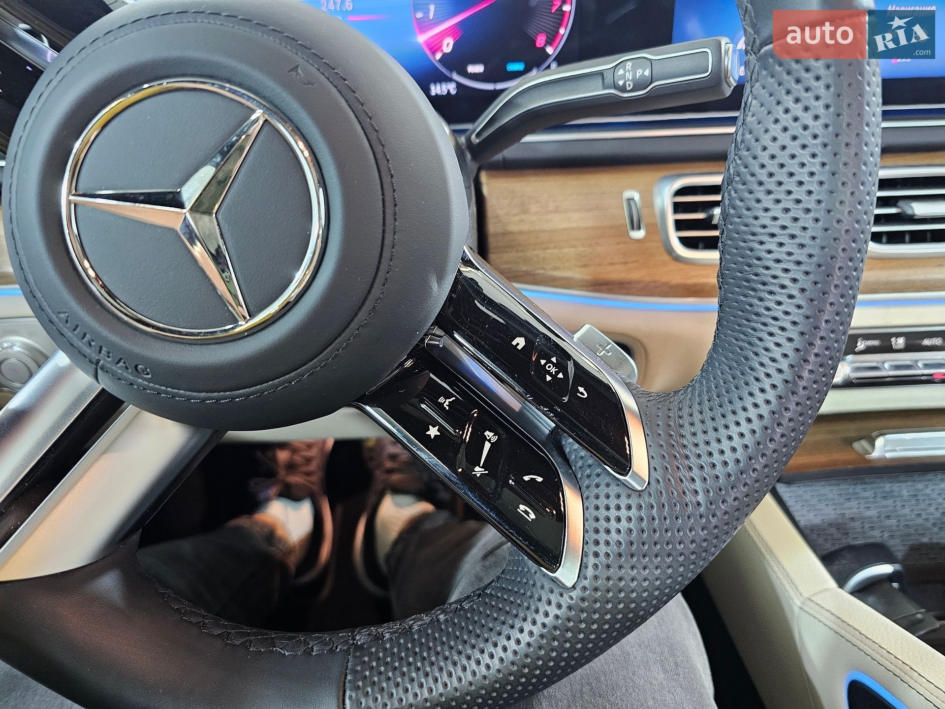 Mercedes-Benz GLS-Class 2024 VIN 4JGFF5KE4RB089423 фото оголошення 30 з 37