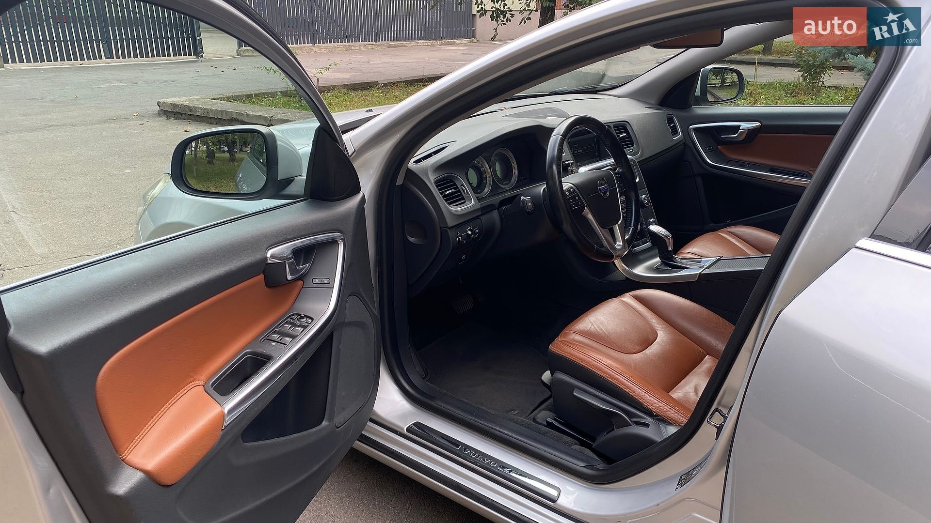 Volvo V60 2012 VIN YV1FW88A0D1094138 фото оголошення 19 з 23