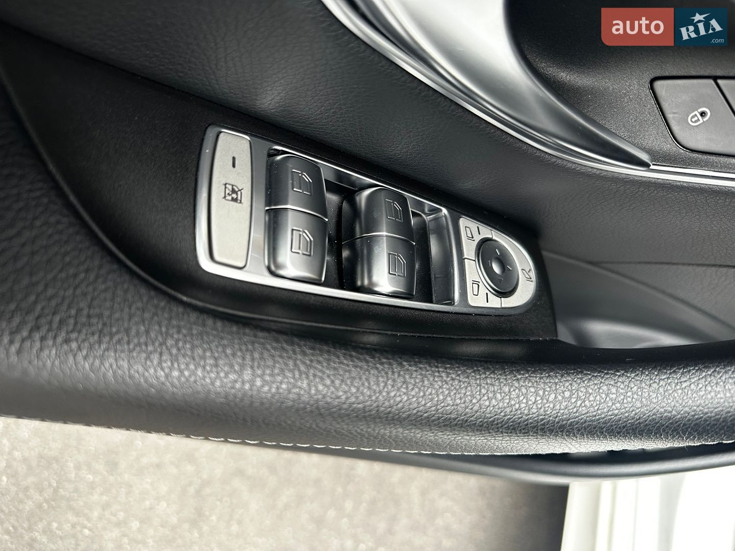 Mercedes-Benz E-Class 2021 VIN W1K2130051A952933 фото оголошення 57 з 111
