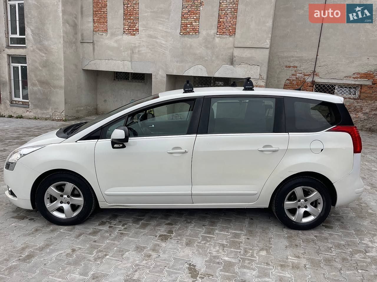 Peugeot 5008 2011 VIN VF30E5FV8BS189651 фото оголошення 3 з 23