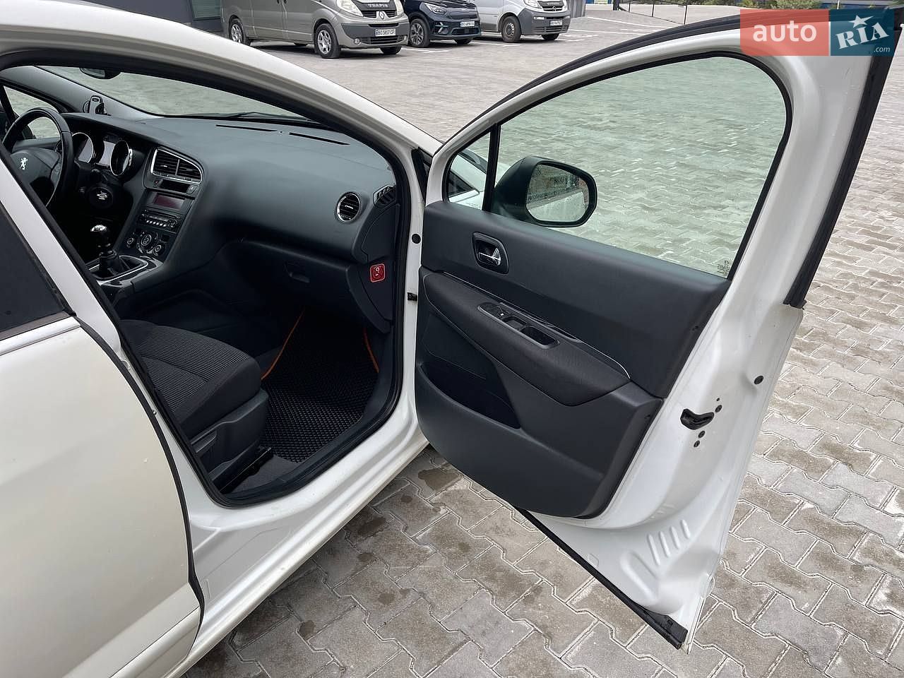 Peugeot 5008 2011 VIN VF30E5FV8BS189651 фото оголошення 18 з 23