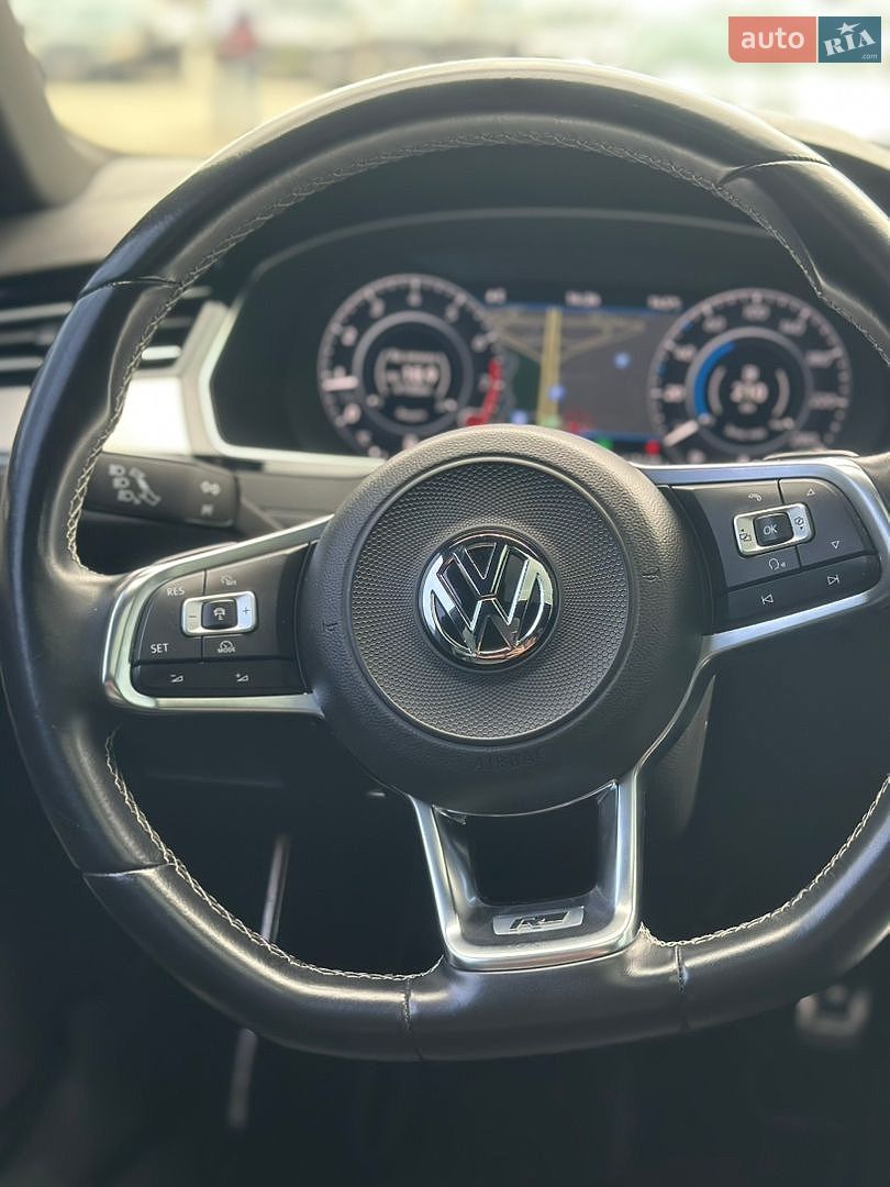Volkswagen Arteon 2018 VIN WVWZZZ3HZJE514260 фото оголошення 17 з 34