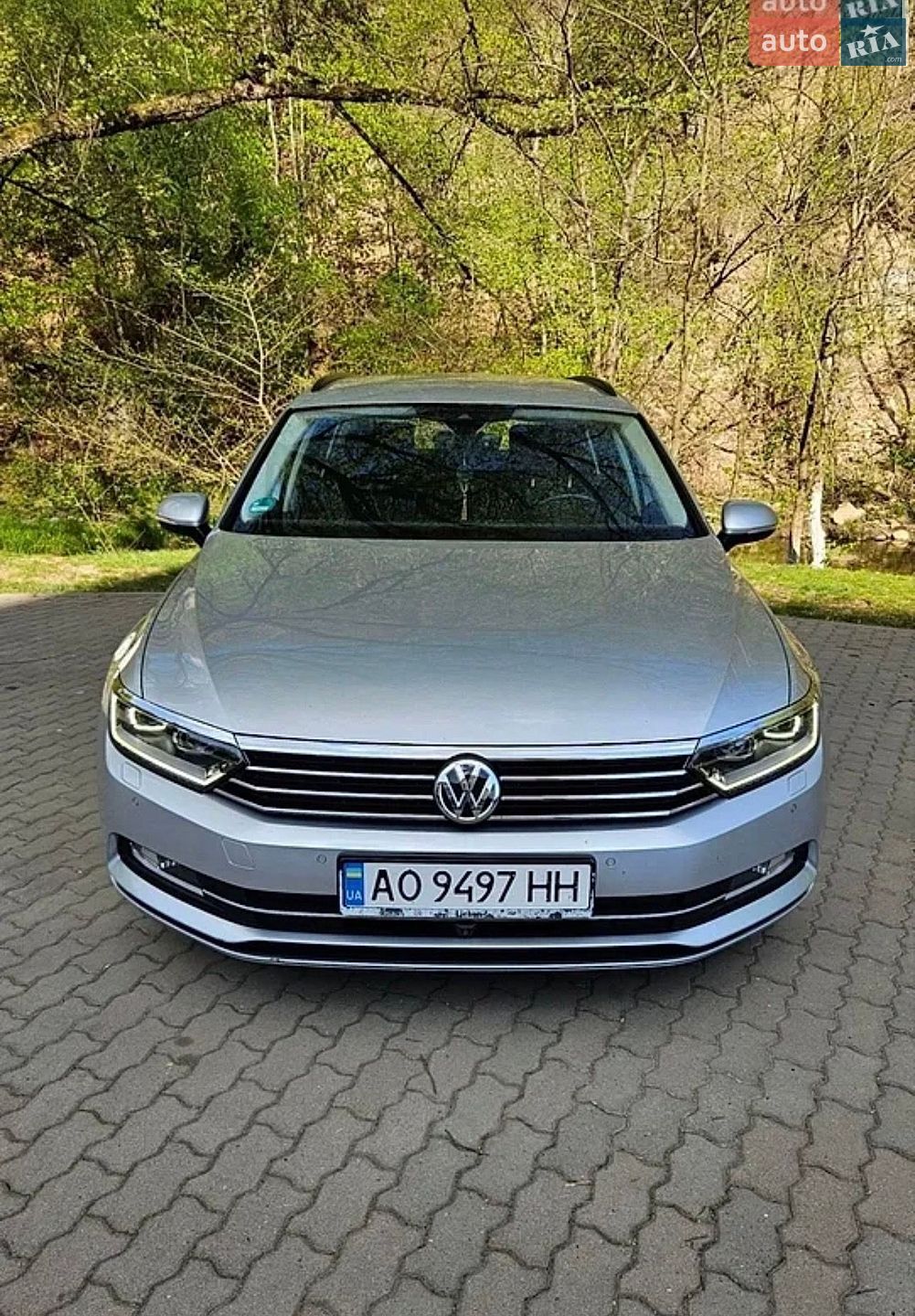 Volkswagen Passat 2018 VIN WVWZZZ3CZJE218182 фото оголошення 2 з 25