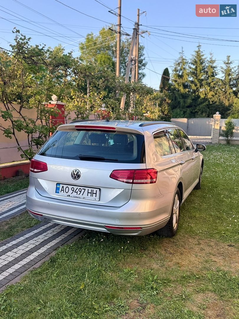 Volkswagen Passat 2018 VIN WVWZZZ3CZJE218182 фото оголошення 25 з 25