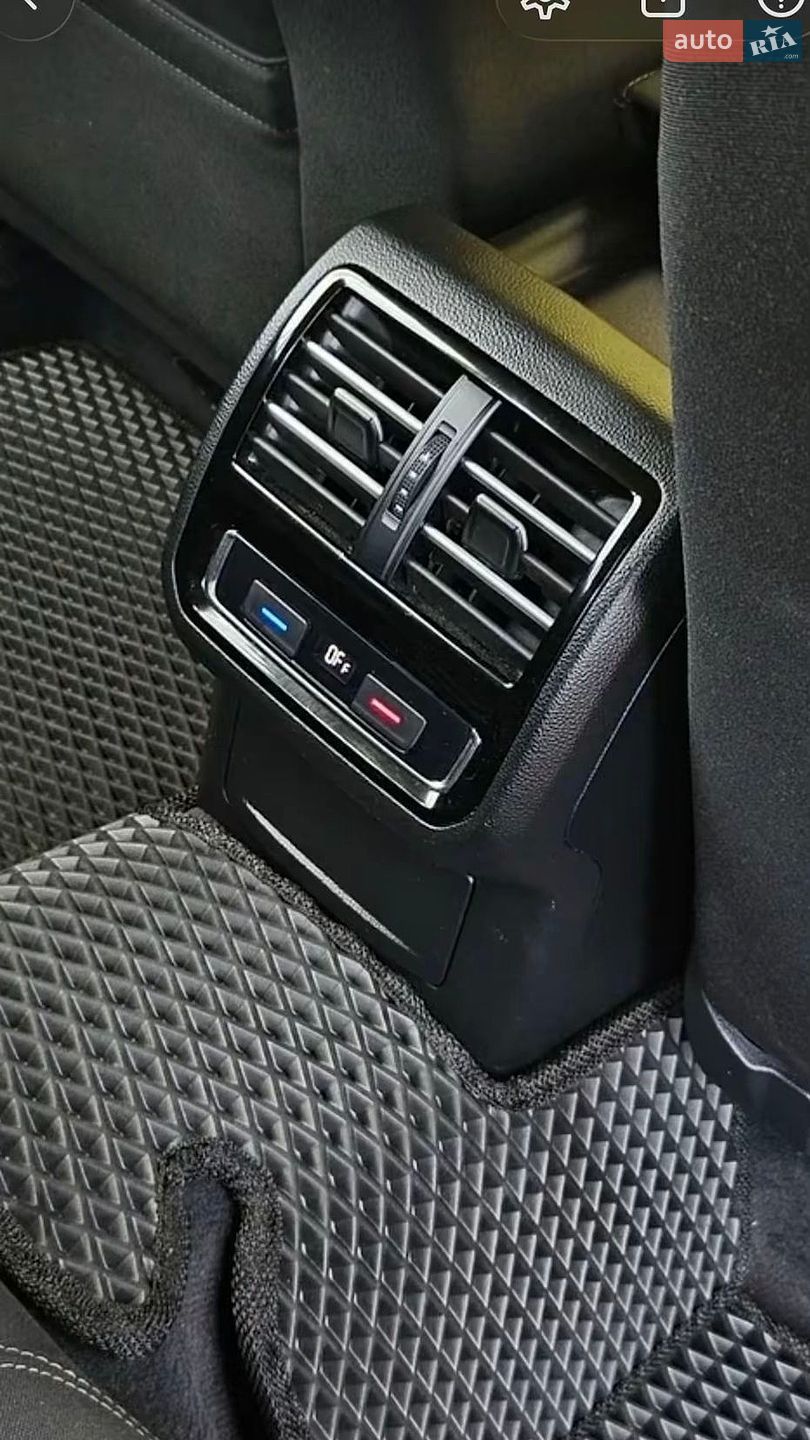 Volkswagen Passat 2018 VIN WVWZZZ3CZJE218182 фото оголошення 10 з 25