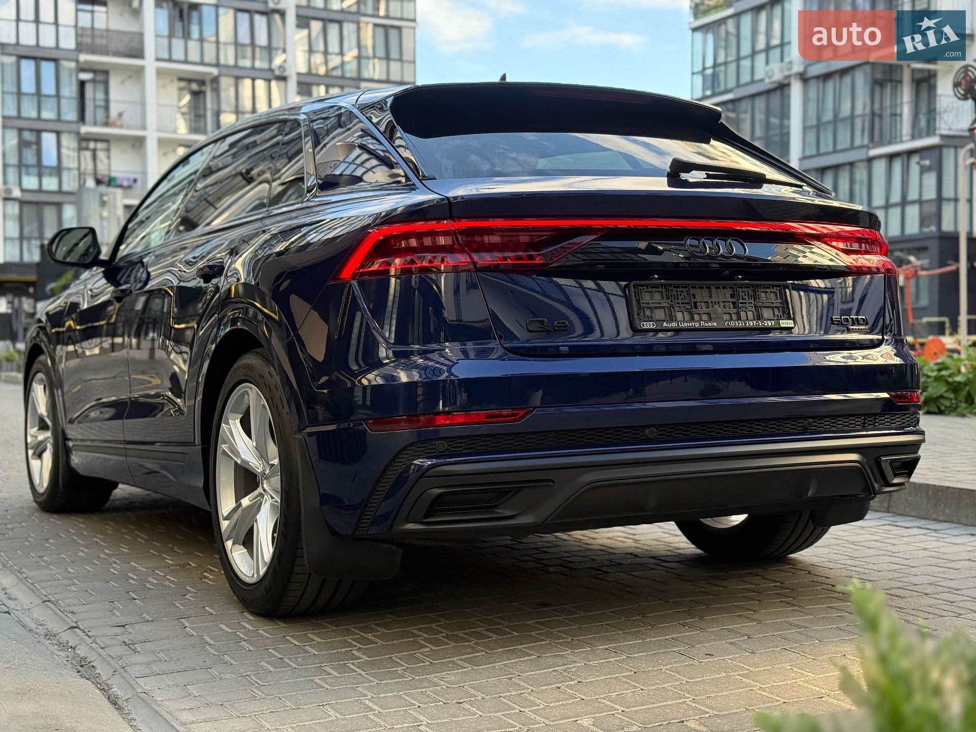 Audi Q8 2019 VIN WAUZZZF12KD045225 фото оголошення 16 з 37