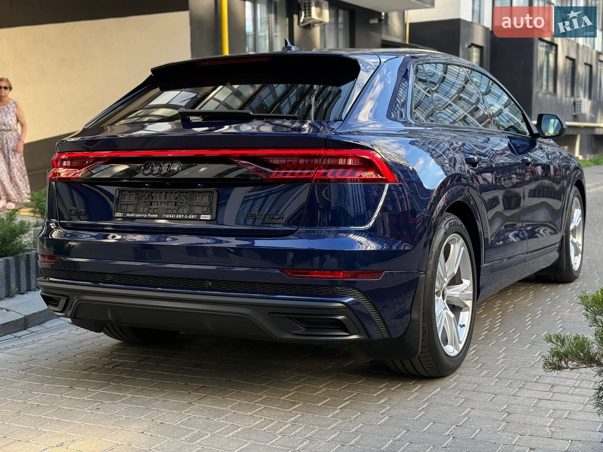 Audi Q8 2019 VIN WAUZZZF12KD045225 фото оголошення 20 з 37