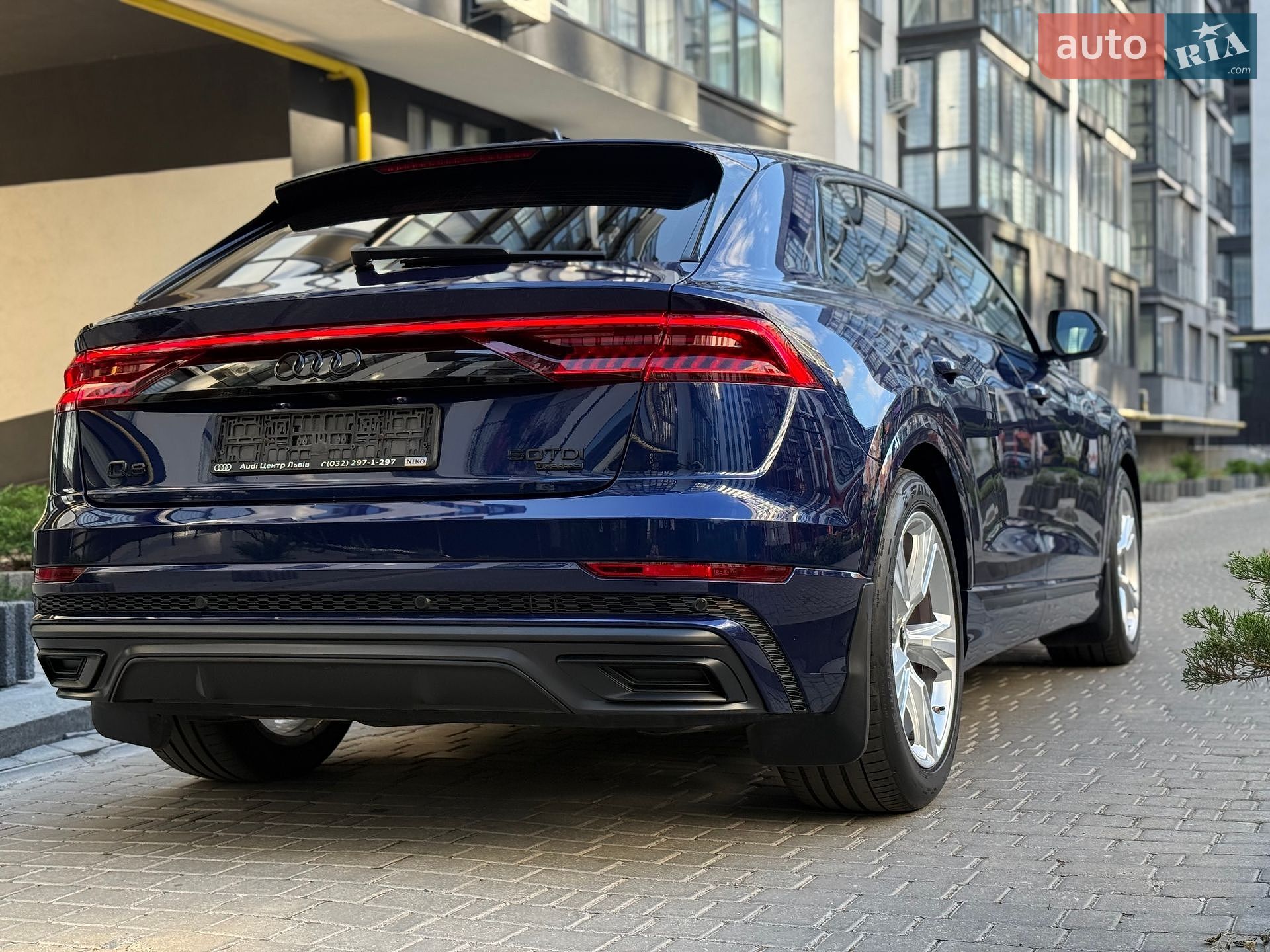 Audi Q8 2019 VIN WAUZZZF12KD045225 фото оголошення 21 з 37