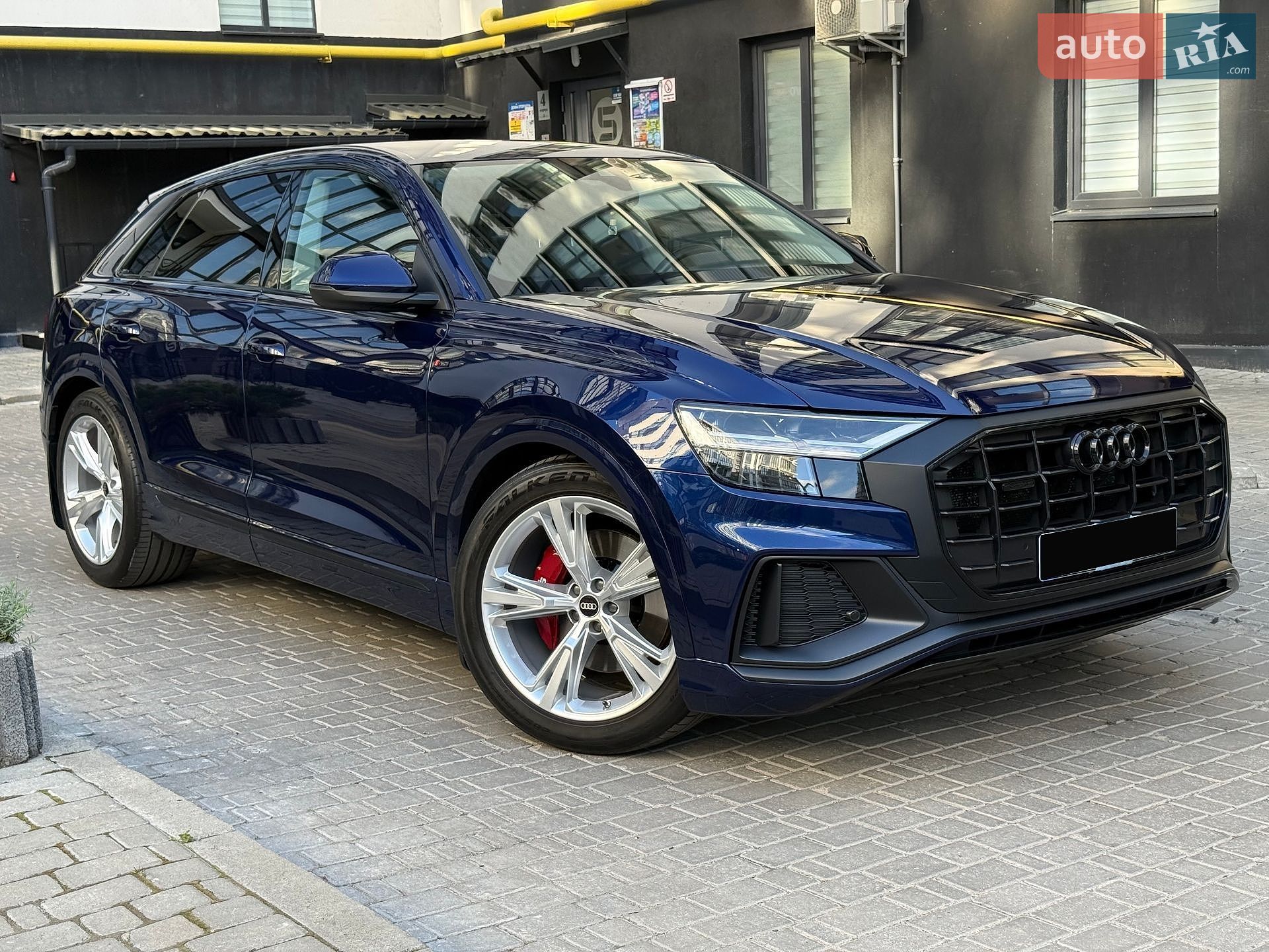 Audi Q8 2019 VIN WAUZZZF12KD045225 фото оголошення 25 з 37
