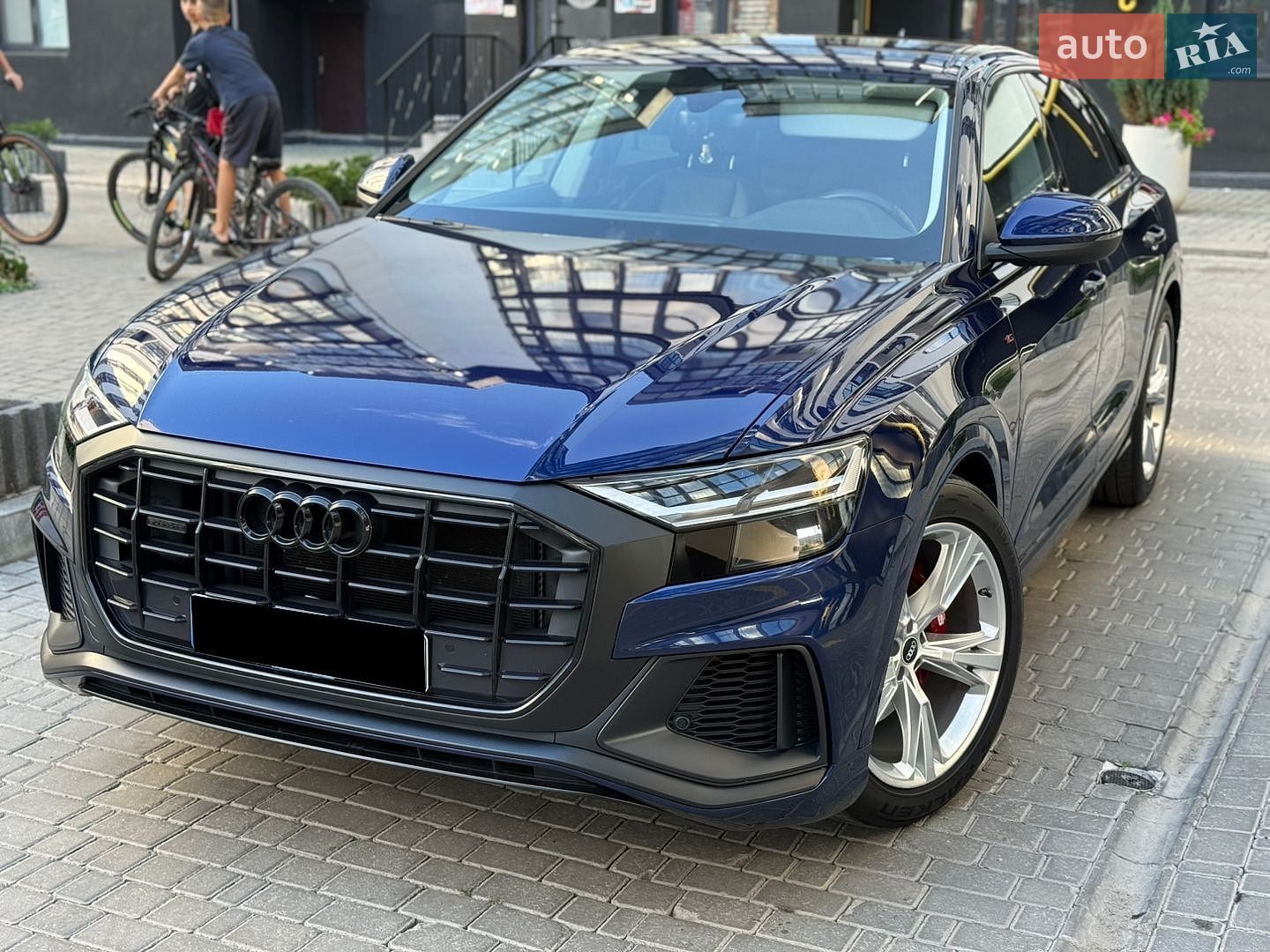 Audi Q8 2019 VIN WAUZZZF12KD045225 фото оголошення 8 з 37