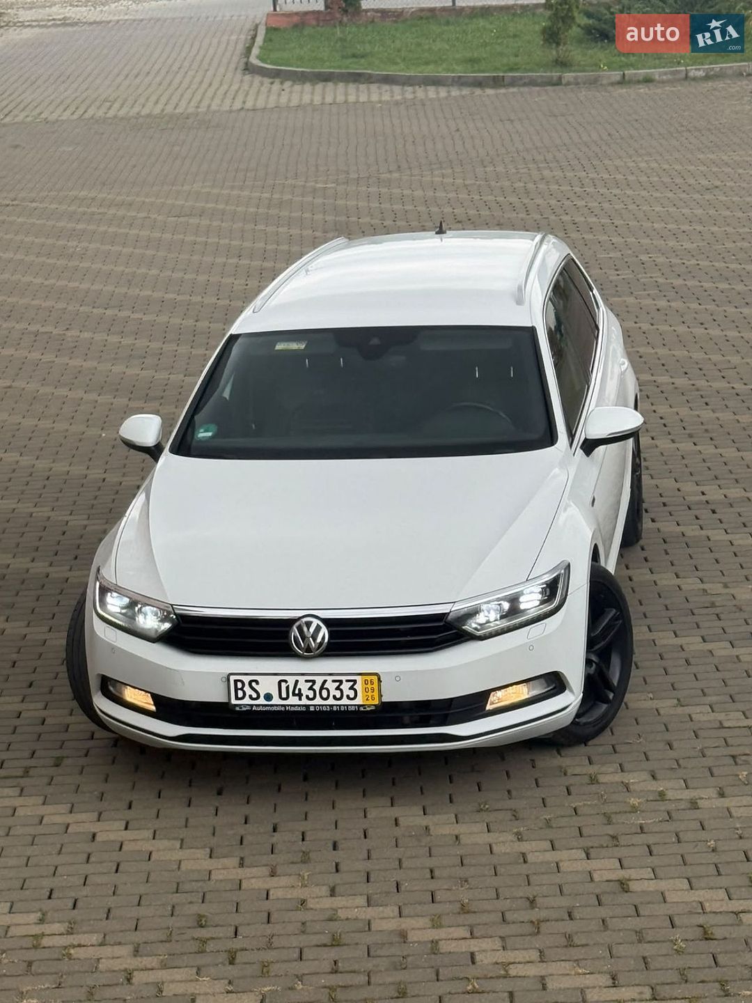 Volkswagen Passat 2016 VIN WVWZZZ3CZCE239088 фото оголошення 2 з 39