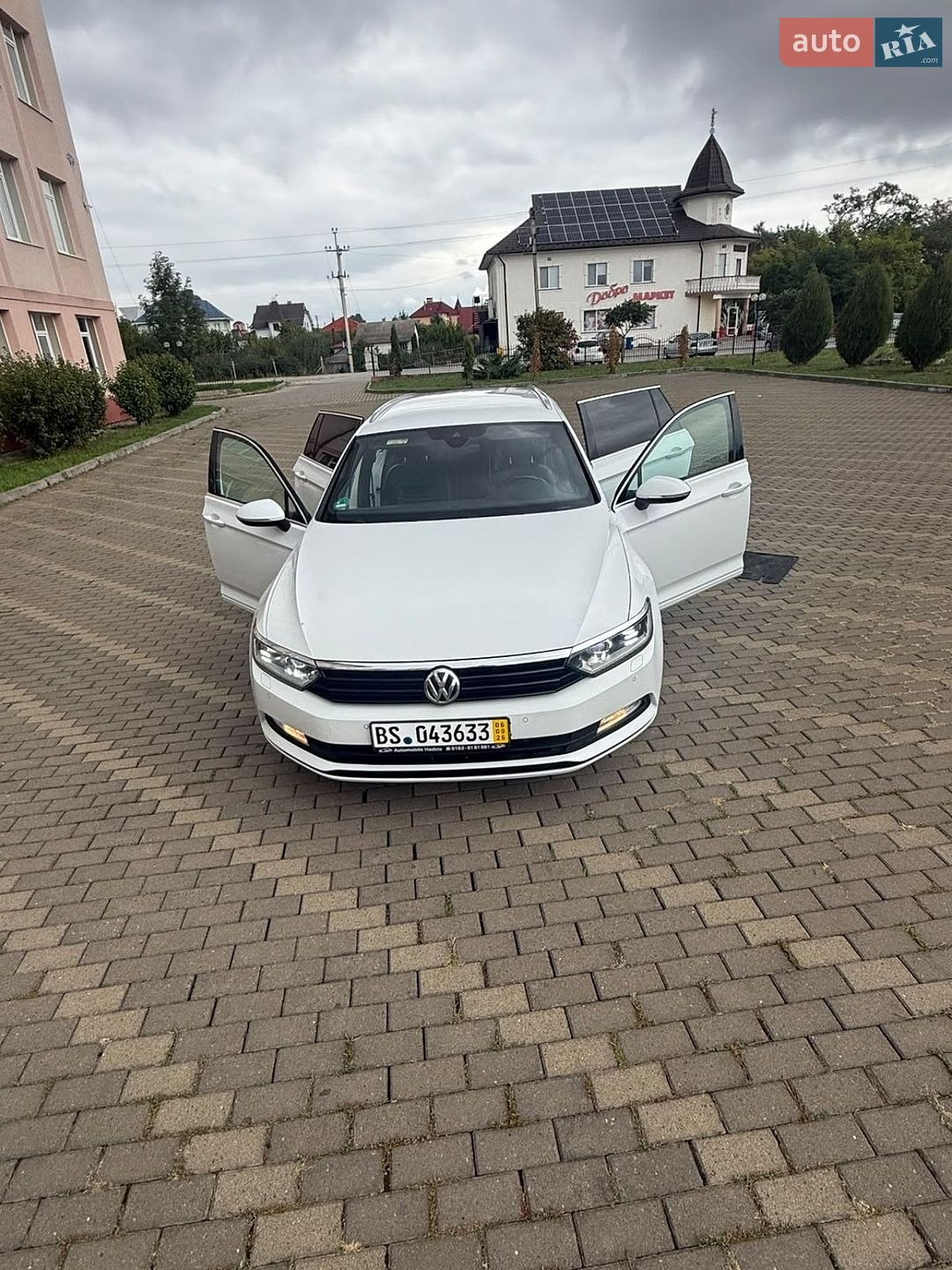 Volkswagen Passat 2016 VIN WVWZZZ3CZCE239088 фото оголошення 9 з 39