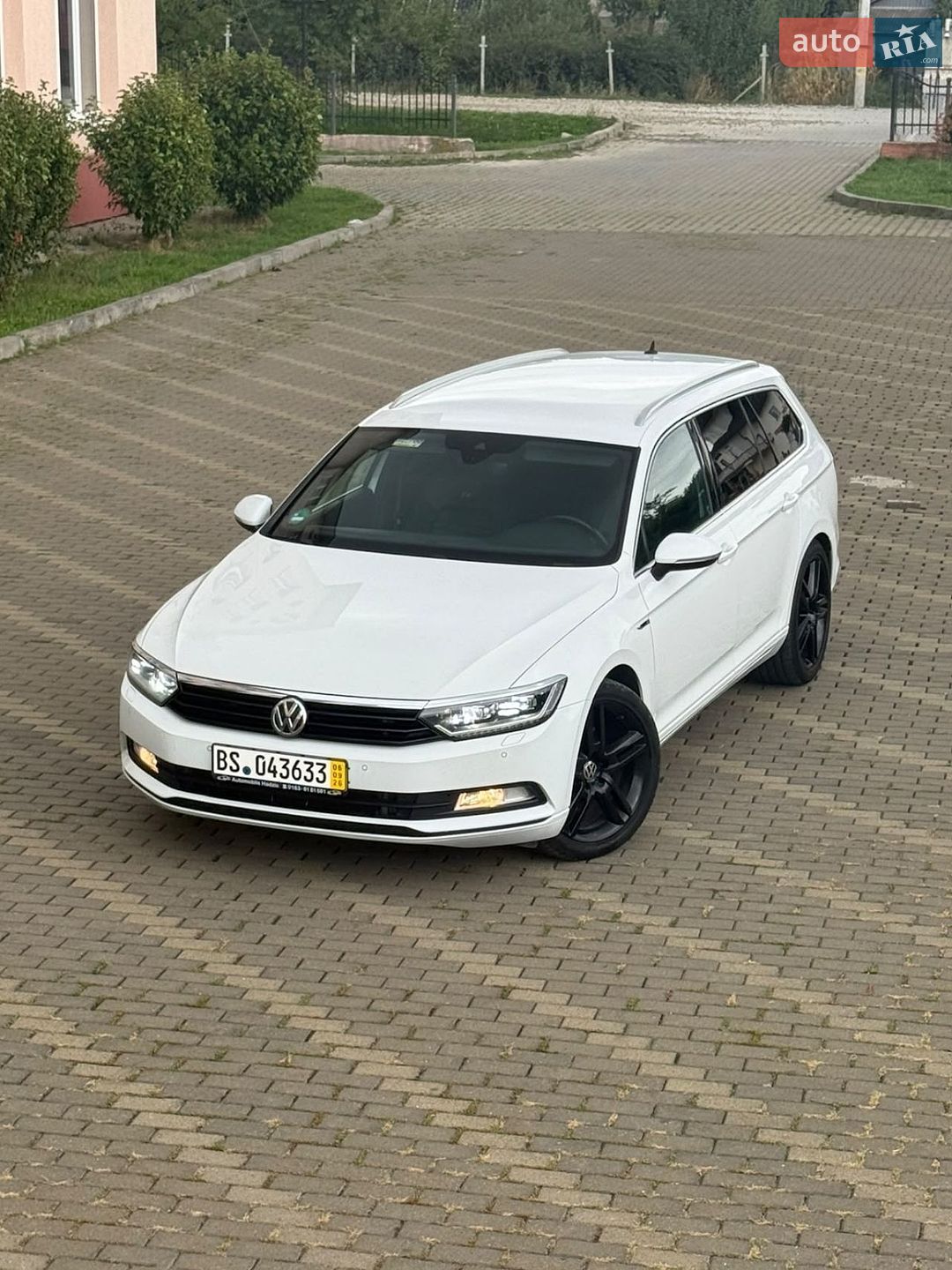 Volkswagen Passat 2016 VIN WVWZZZ3CZCE239088 фото оголошення 3 з 39