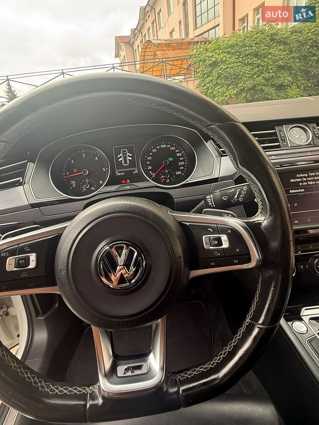 Volkswagen Passat 2016 VIN WVWZZZ3CZCE239088 фото оголошення 22 з 39