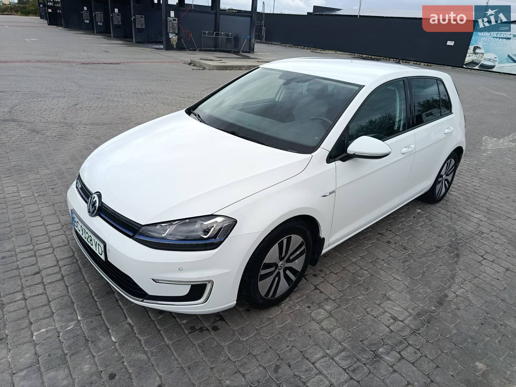 Volkswagen e-Golf 2015 VIN WVWZZZAUZFW910161 фото оголошення 2 з 13