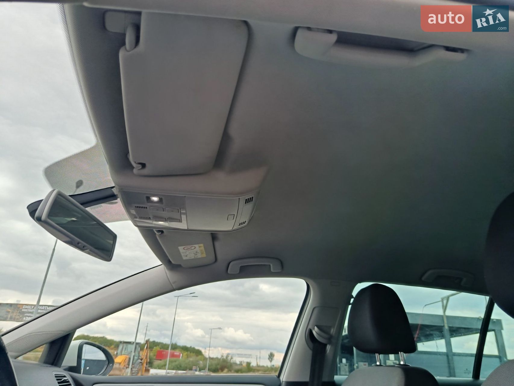 Volkswagen e-Golf 2015 VIN WVWZZZAUZFW910161 фото оголошення 13 з 13
