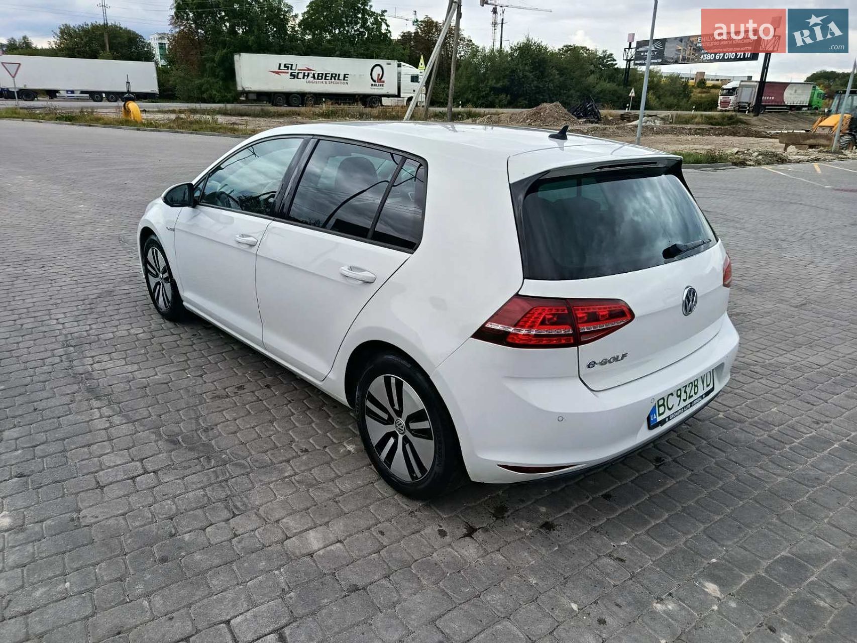 Volkswagen e-Golf 2015 VIN WVWZZZAUZFW910161 фото оголошення 4 з 13