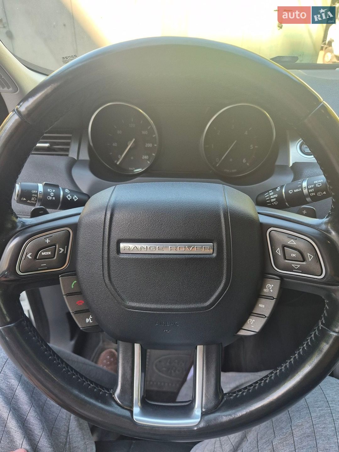 Land Rover Range Rover Evoque 2016 VIN SALVA2BN2HH202626 фото оголошення 4 з 5