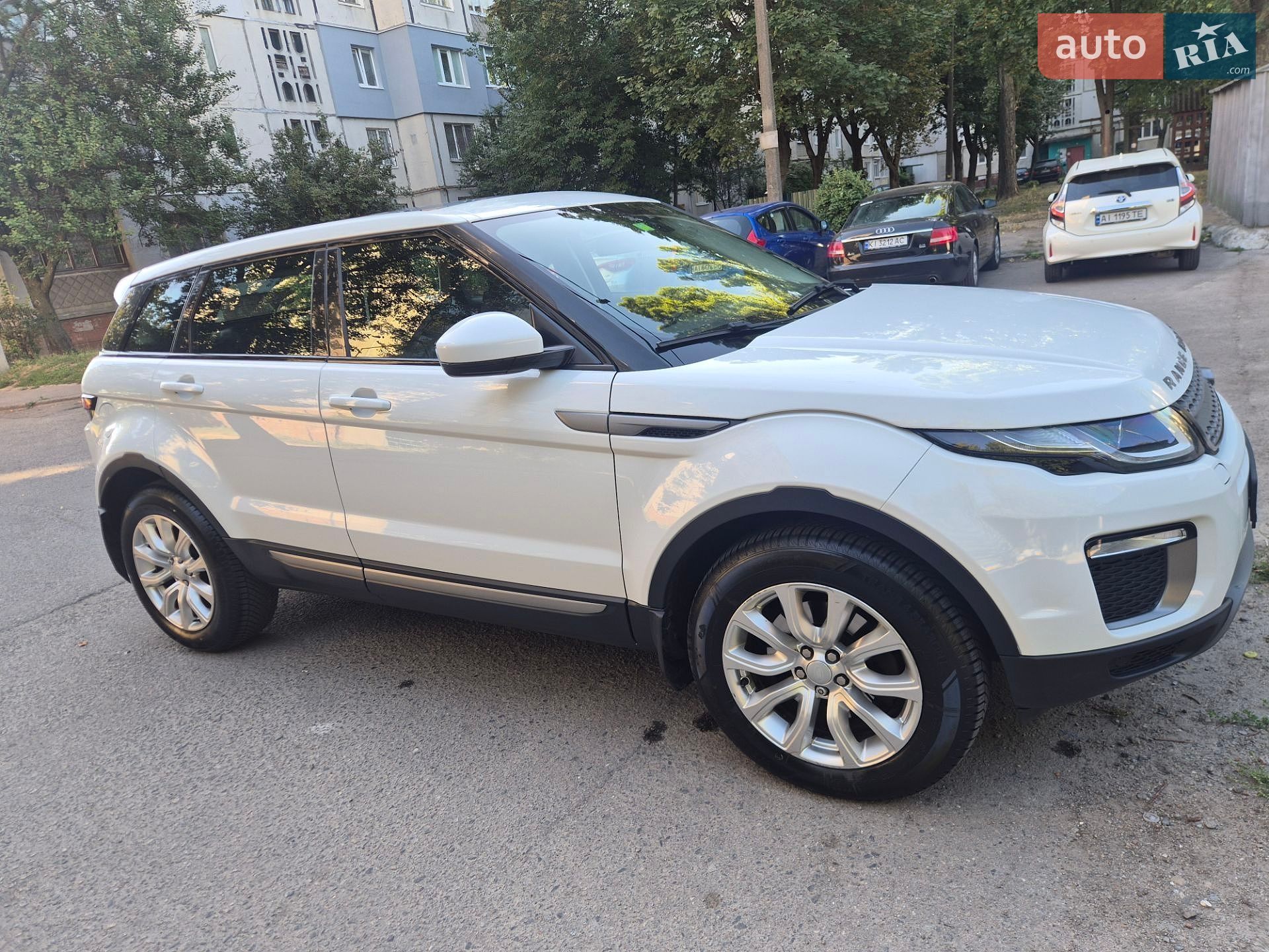 Land Rover Range Rover Evoque 2016 VIN SALVA2BN2HH202626 фото оголошення 2 з 5