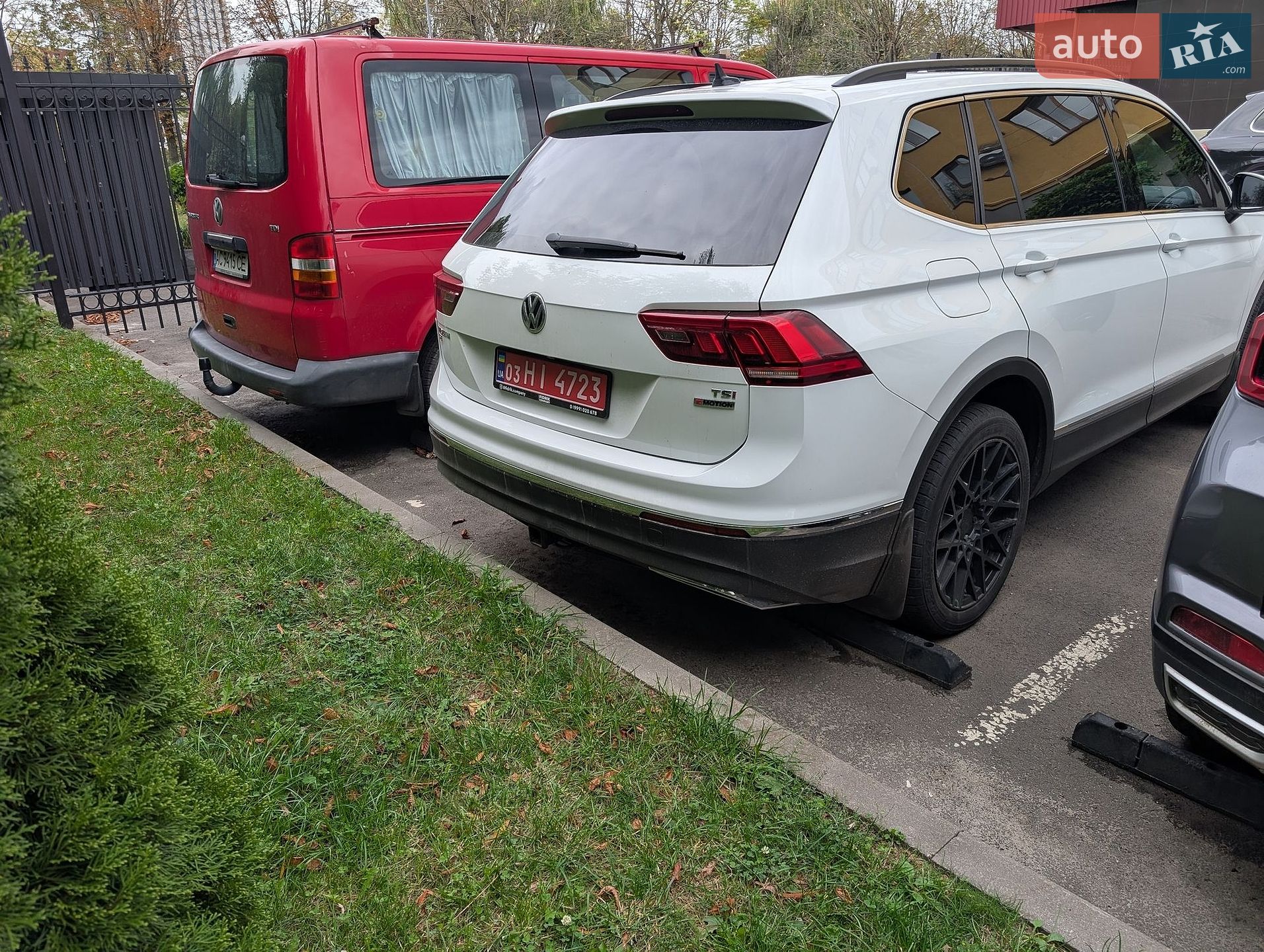 Volkswagen Tiguan Allspace 2018 VIN 3VV2B7AX7JM131093 фото оголошення 3 з 14