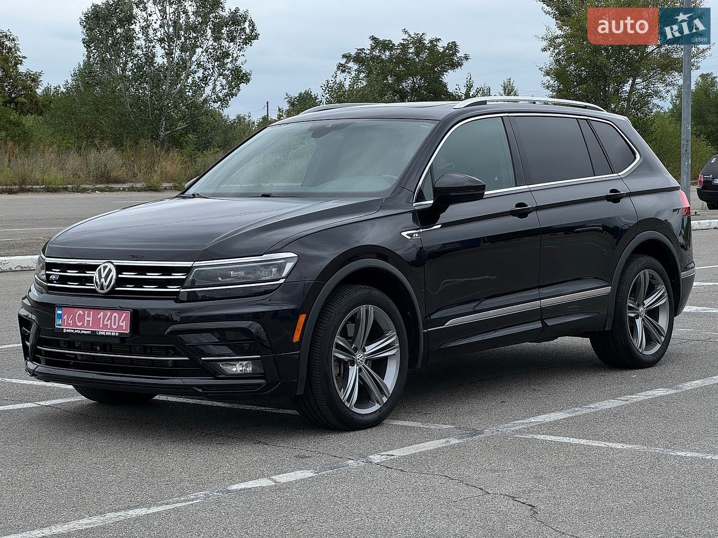 Volkswagen Tiguan Allspace 2019 VIN 3VV4B7AX4KM016929 фото оголошення 4 з 42