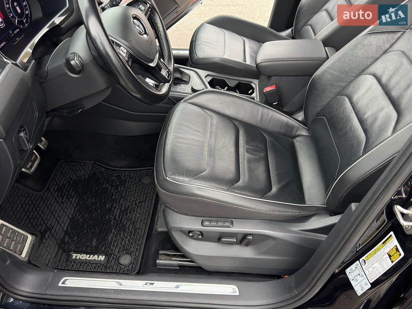 Volkswagen Tiguan Allspace 2019 VIN 3VV4B7AX4KM016929 фото оголошення 28 з 42