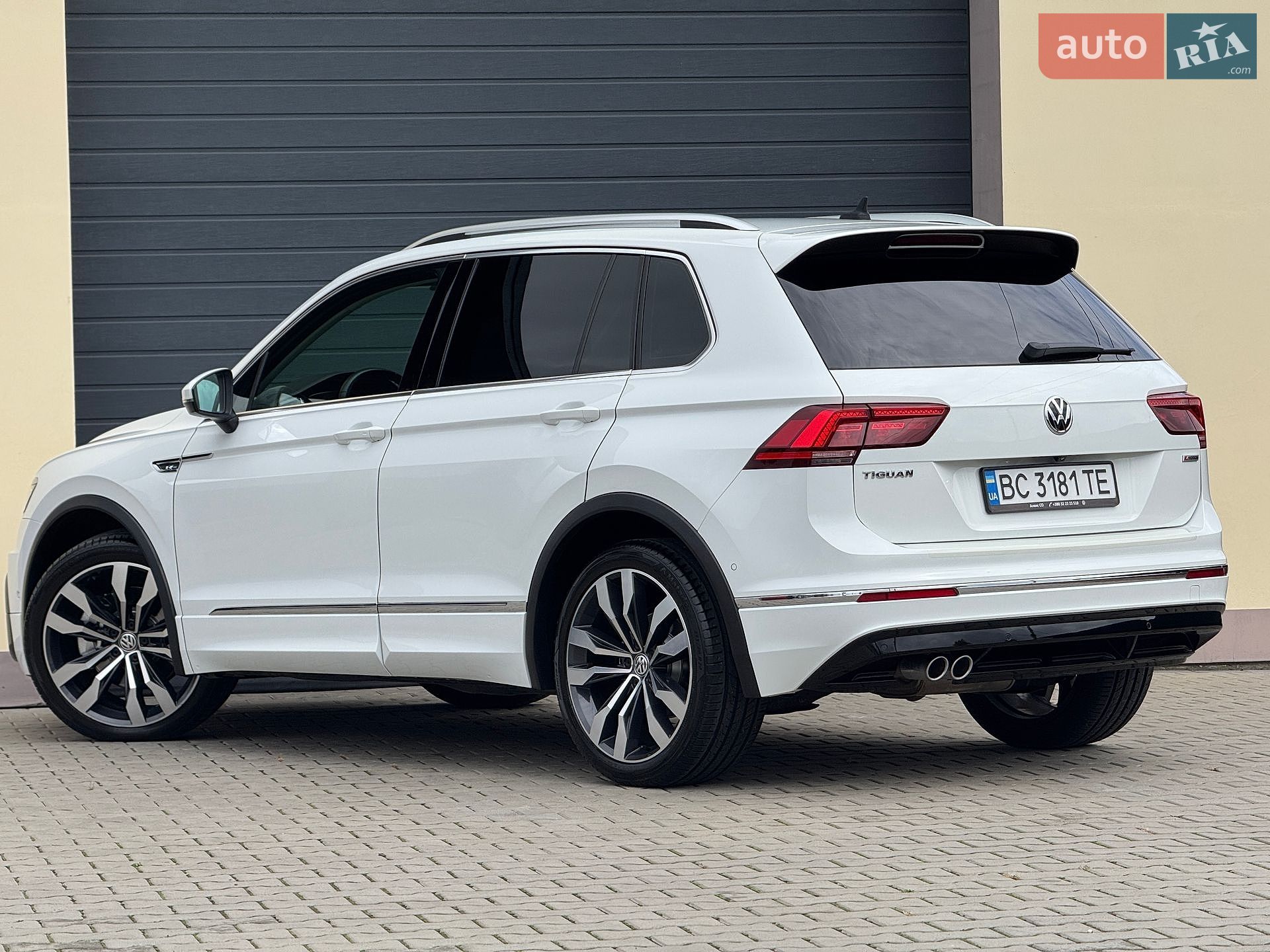 Volkswagen Tiguan 2019 VIN WVGZZZ5NZLW814441 фото оголошення 37 з 101