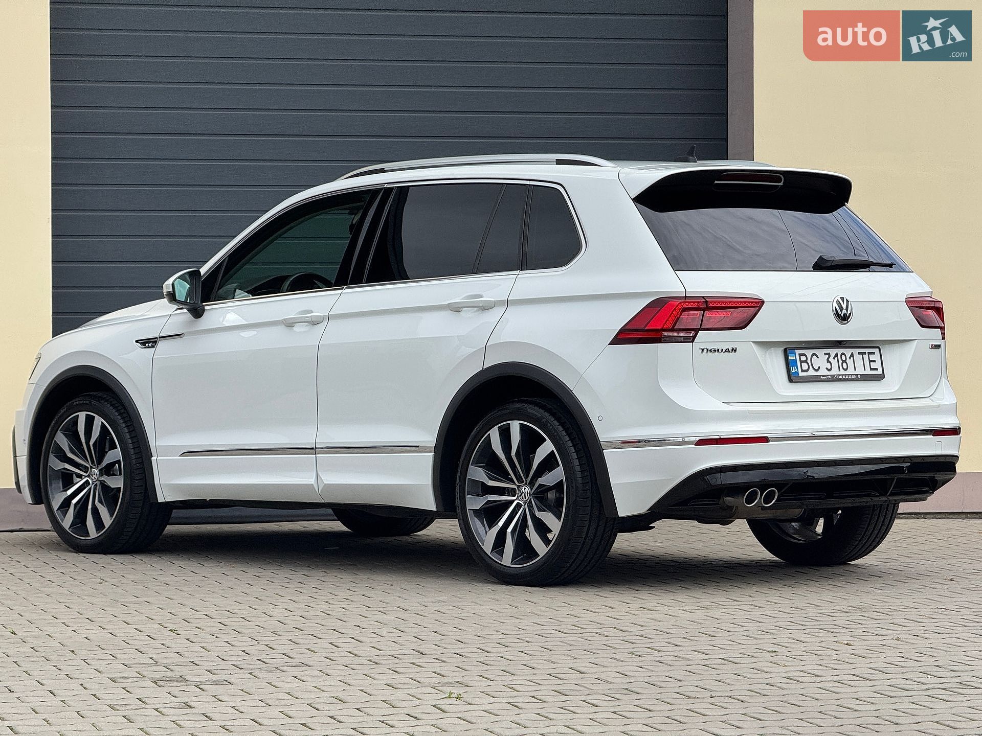 Volkswagen Tiguan 2019 VIN WVGZZZ5NZLW814441 фото оголошення 39 з 101