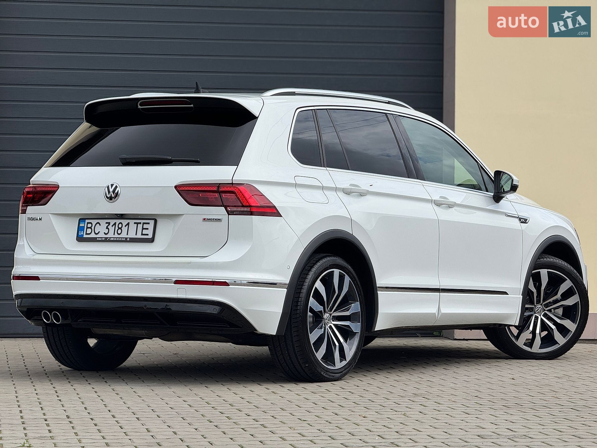 Volkswagen Tiguan 2019 VIN WVGZZZ5NZLW814441 фото оголошення 43 з 101