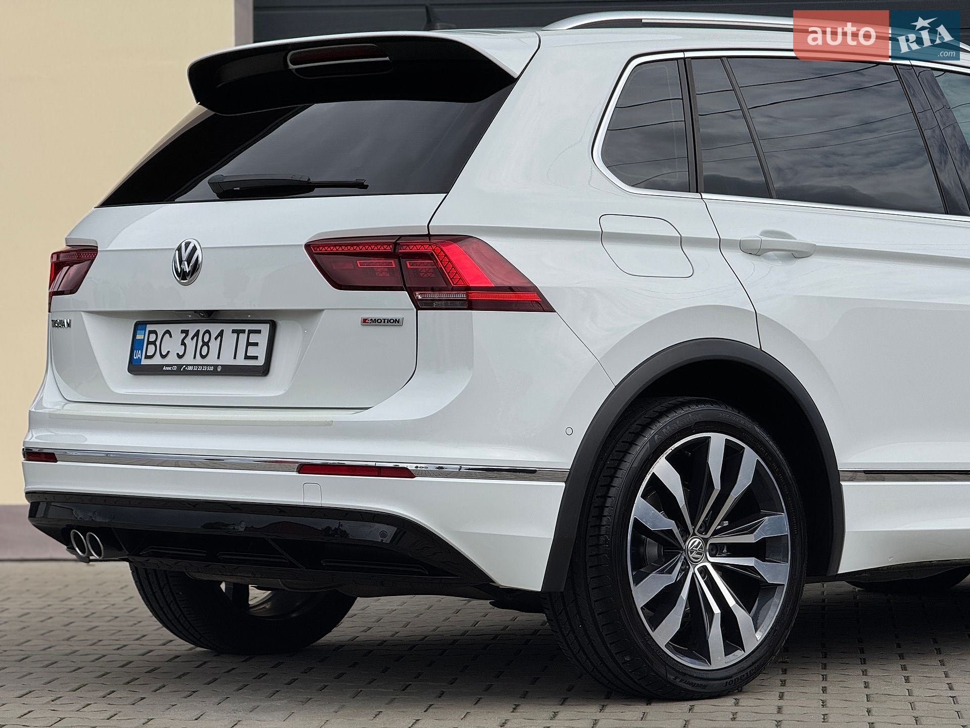 Volkswagen Tiguan 2019 VIN WVGZZZ5NZLW814441 фото оголошення 61 з 101