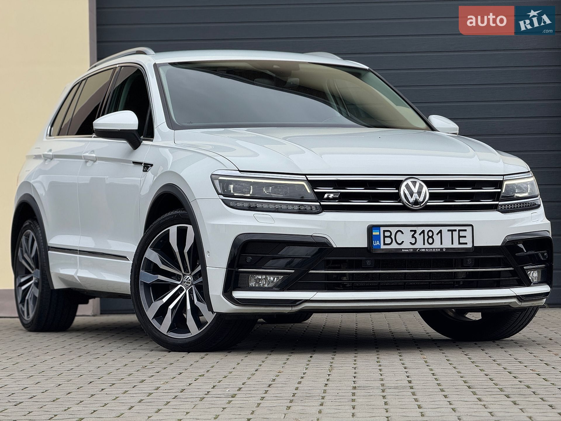 Volkswagen Tiguan 2019 VIN WVGZZZ5NZLW814441 фото оголошення 5 з 101