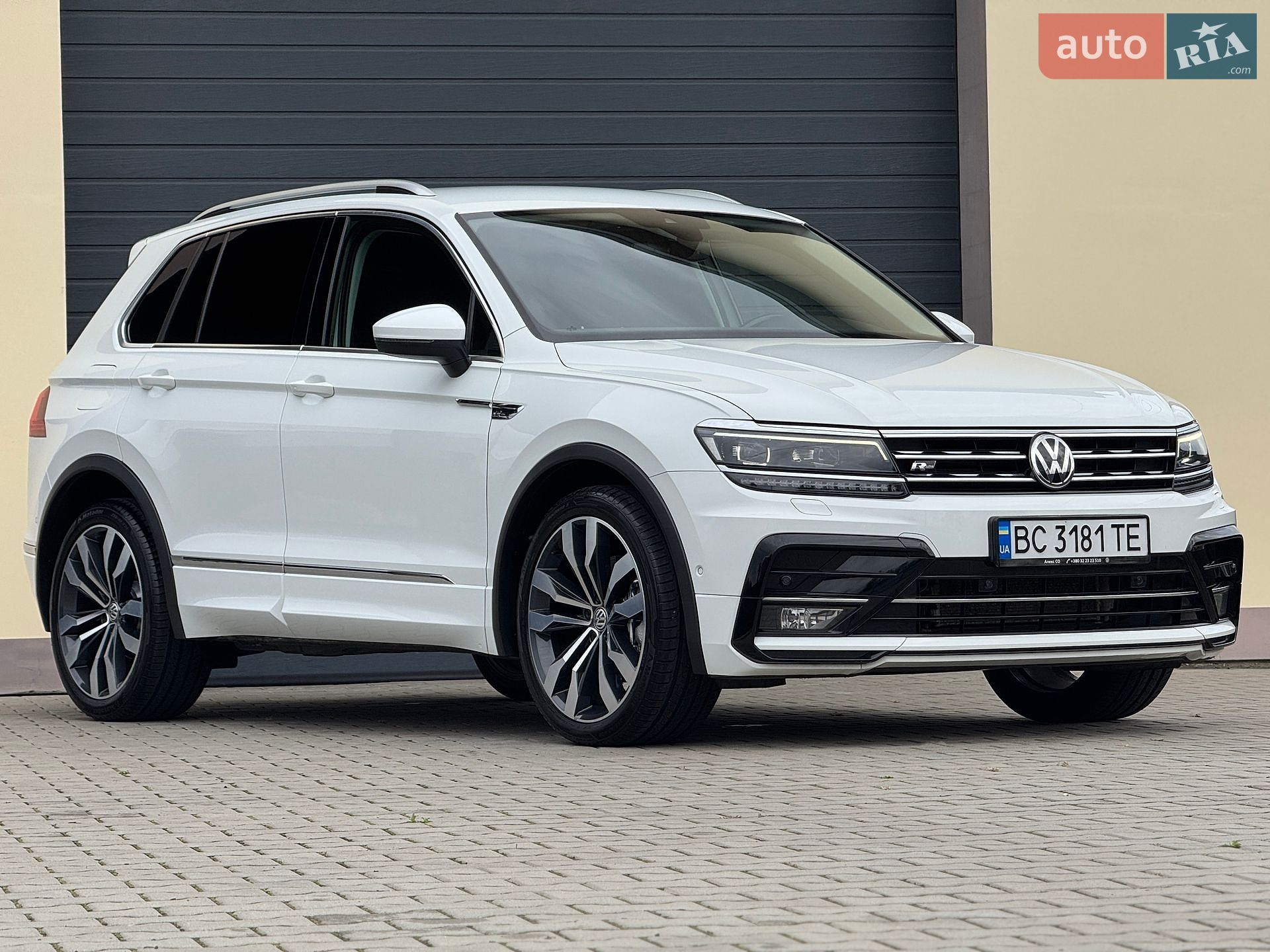 Volkswagen Tiguan 2019 VIN WVGZZZ5NZLW814441 фото оголошення 9 з 101