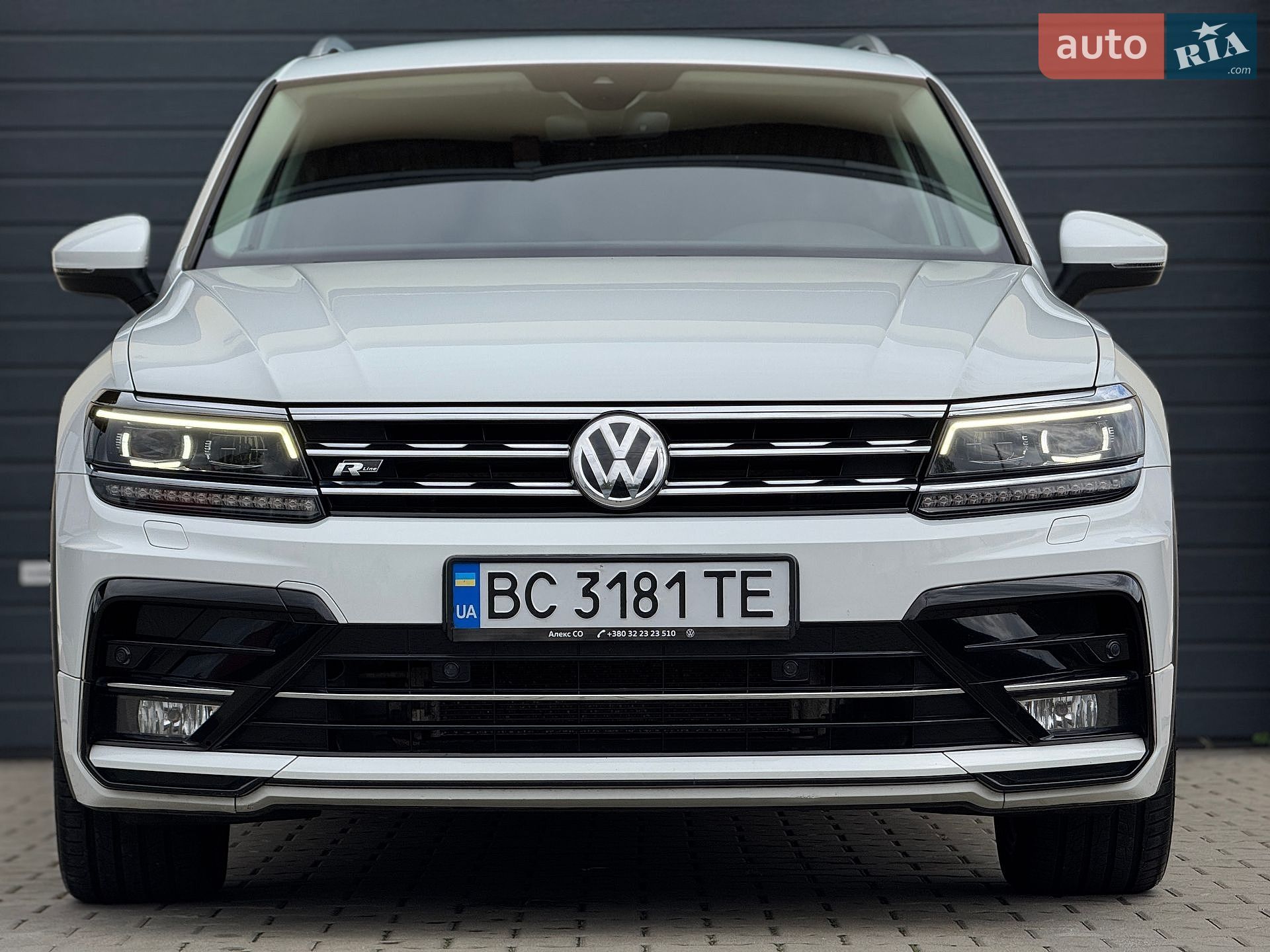Volkswagen Tiguan 2019 VIN WVGZZZ5NZLW814441 фото оголошення 17 з 101