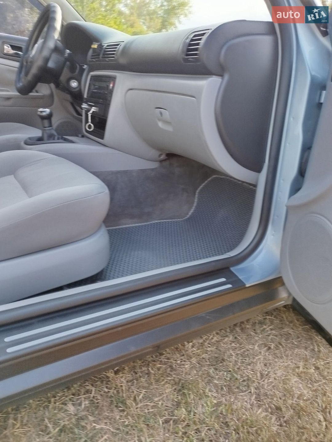 Volkswagen Passat 2002 VIN WVWZZZ3BZ3P094418 фото оголошення 10 з 16