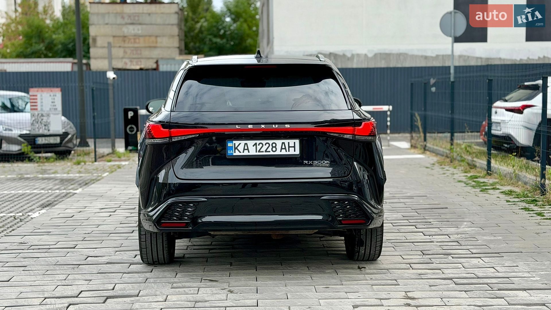Lexus RX 2024 VIN 2T2BBMCA2RC049083 фото оголошення 6 з 16