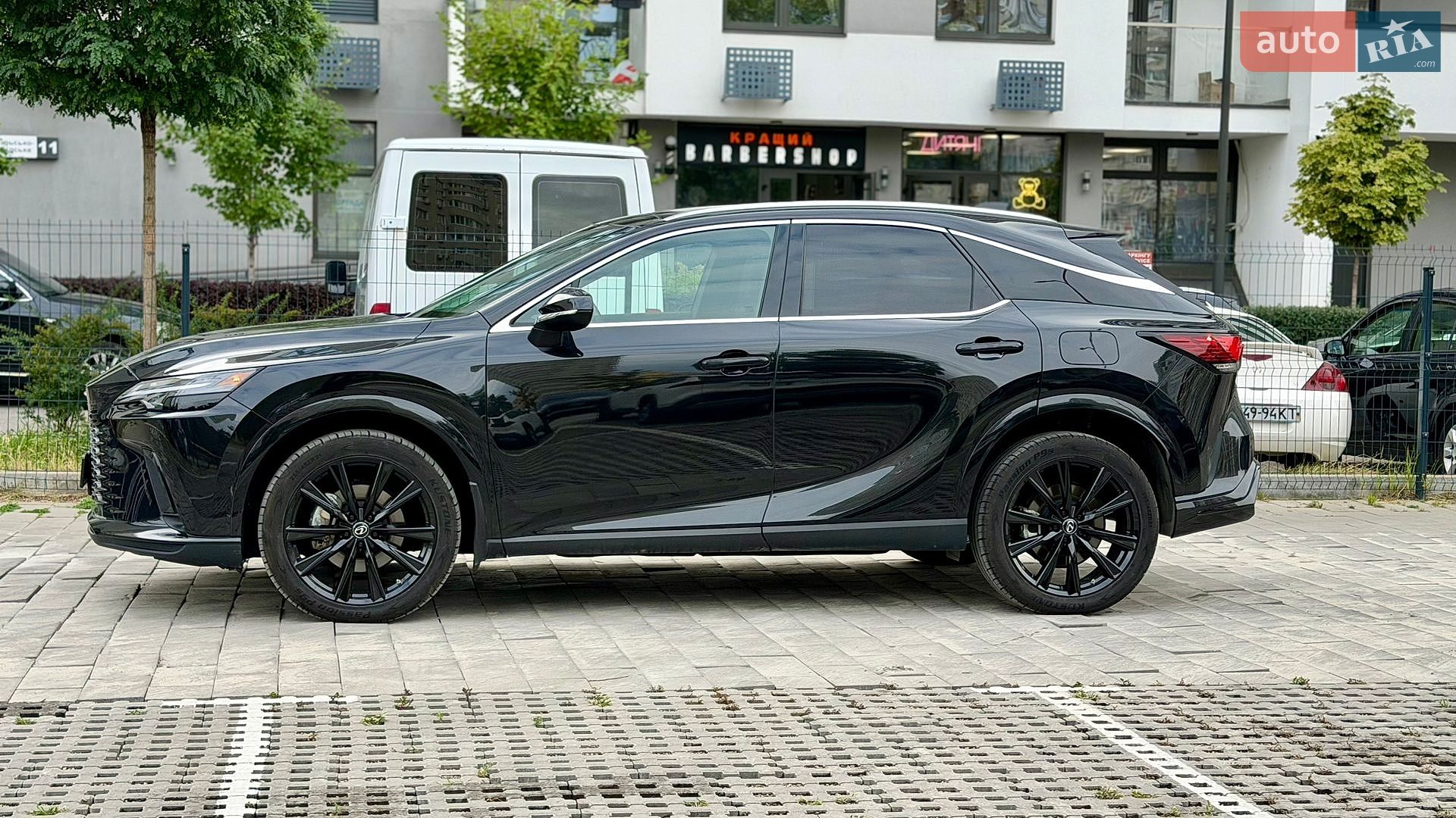 Lexus RX 2024 VIN 2T2BBMCA2RC049083 фото оголошення 13 з 16