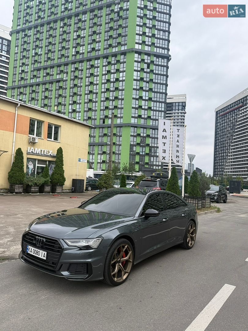 Audi A6 2019 VIN WAUL2AF28KN104986 фото оголошення 2 з 32