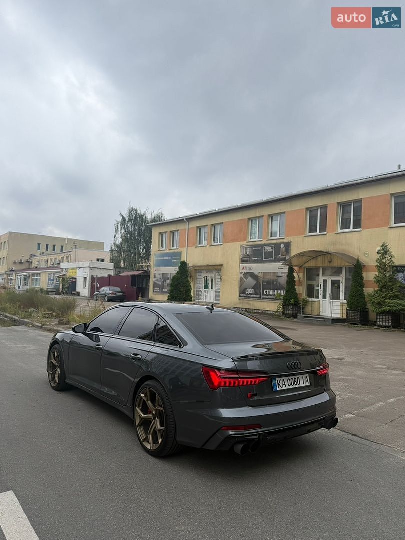 Audi A6 2019 VIN WAUL2AF28KN104986 фото оголошення 3 з 32