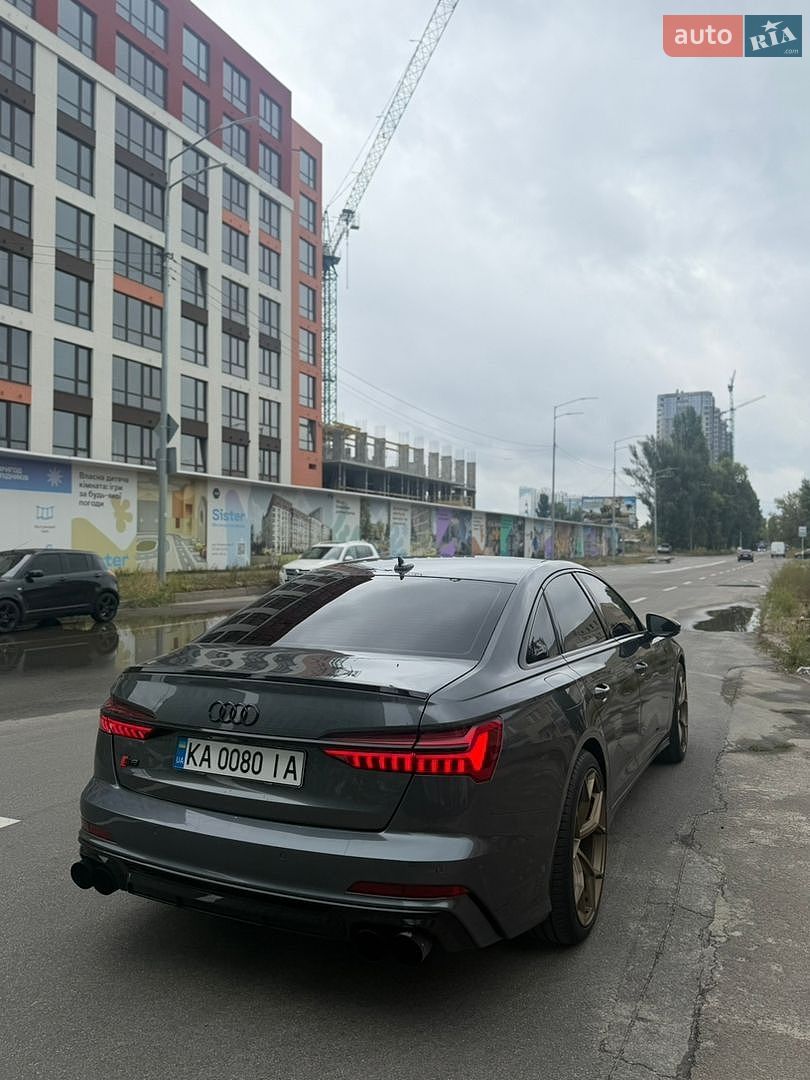 Audi A6 2019 VIN WAUL2AF28KN104986 фото оголошення 4 з 32