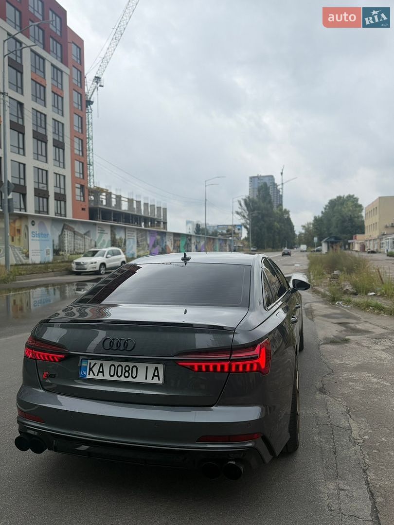 Audi A6 2019 VIN WAUL2AF28KN104986 фото оголошення 5 з 32