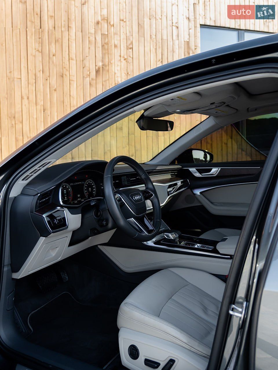 Audi A6 2019 VIN WAUL2AF28KN104986 фото оголошення 27 з 32