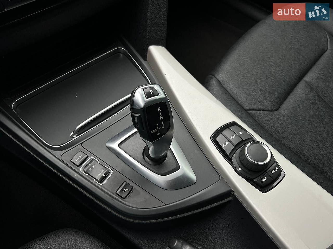BMW 3 Series 2017 VIN WBA8A3C3XHK692448 фото оголошення 15 з 20