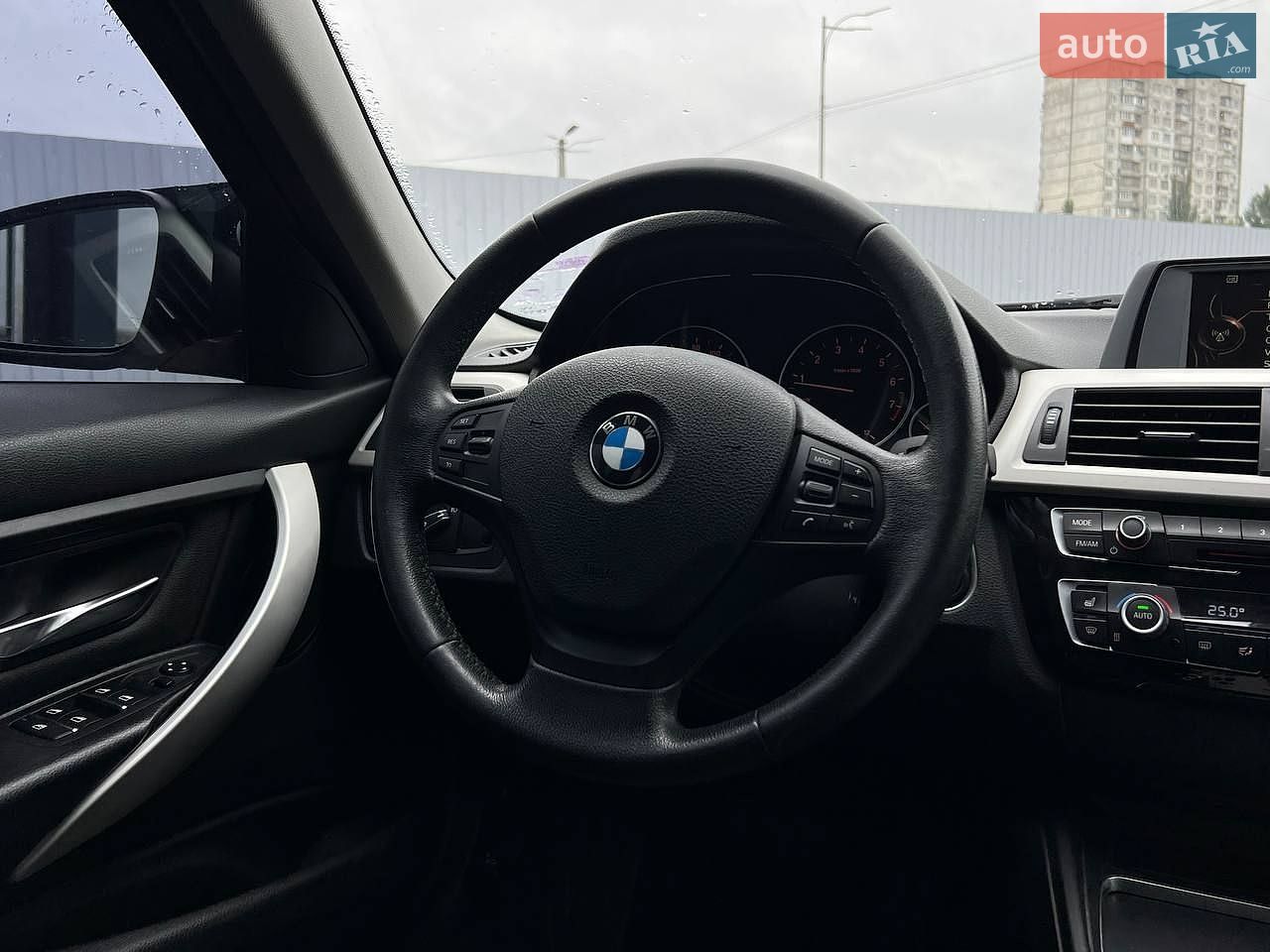 BMW 3 Series 2017 VIN WBA8A3C3XHK692448 фото оголошення 20 з 20
