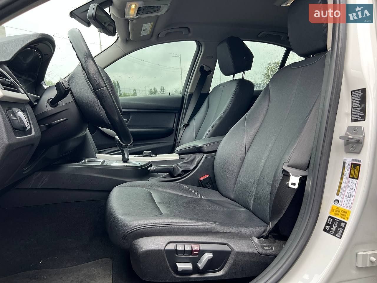 BMW 3 Series 2017 VIN WBA8A3C3XHK692448 фото оголошення 9 з 20