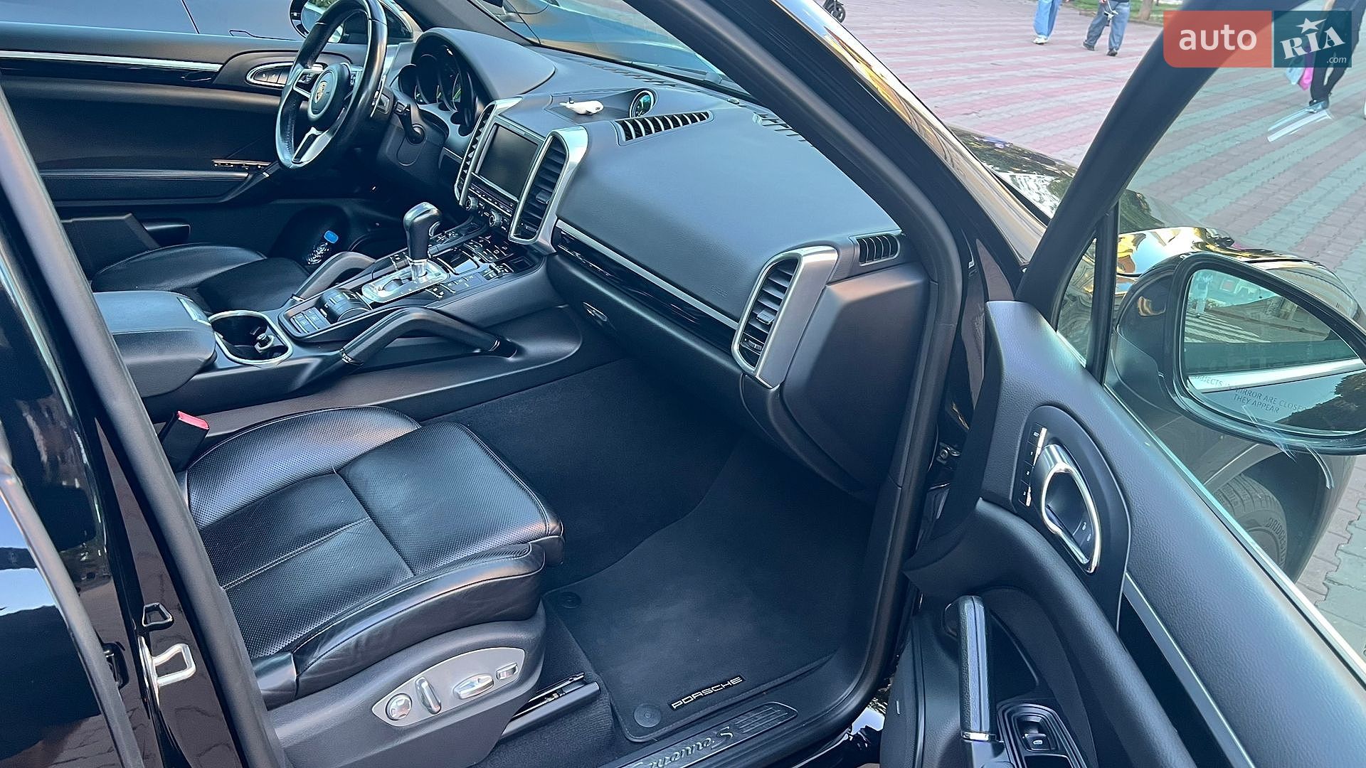 Porsche Cayenne 2015 VIN WP1AE2A20GLA59106 фото оголошення 29 з 38
