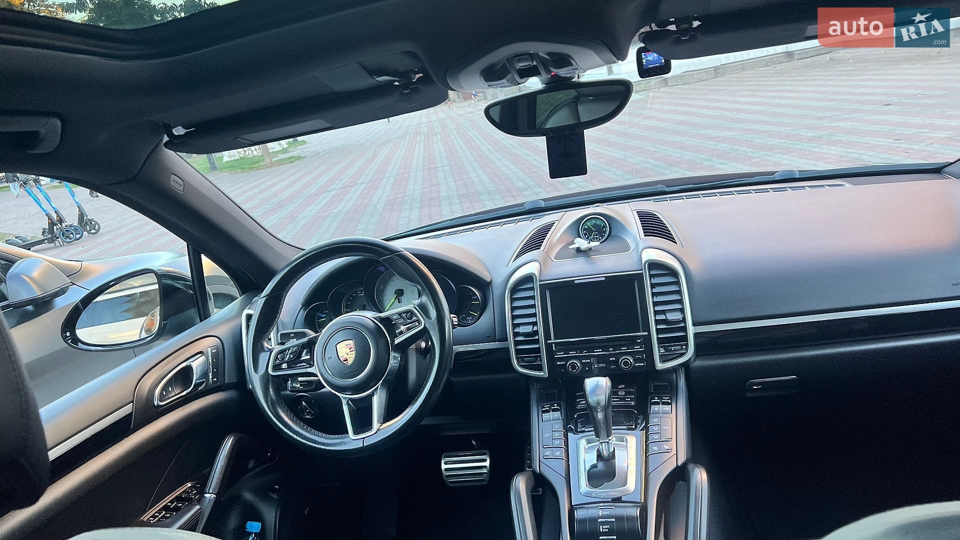 Porsche Cayenne 2015 VIN WP1AE2A20GLA59106 фото оголошення 32 з 38