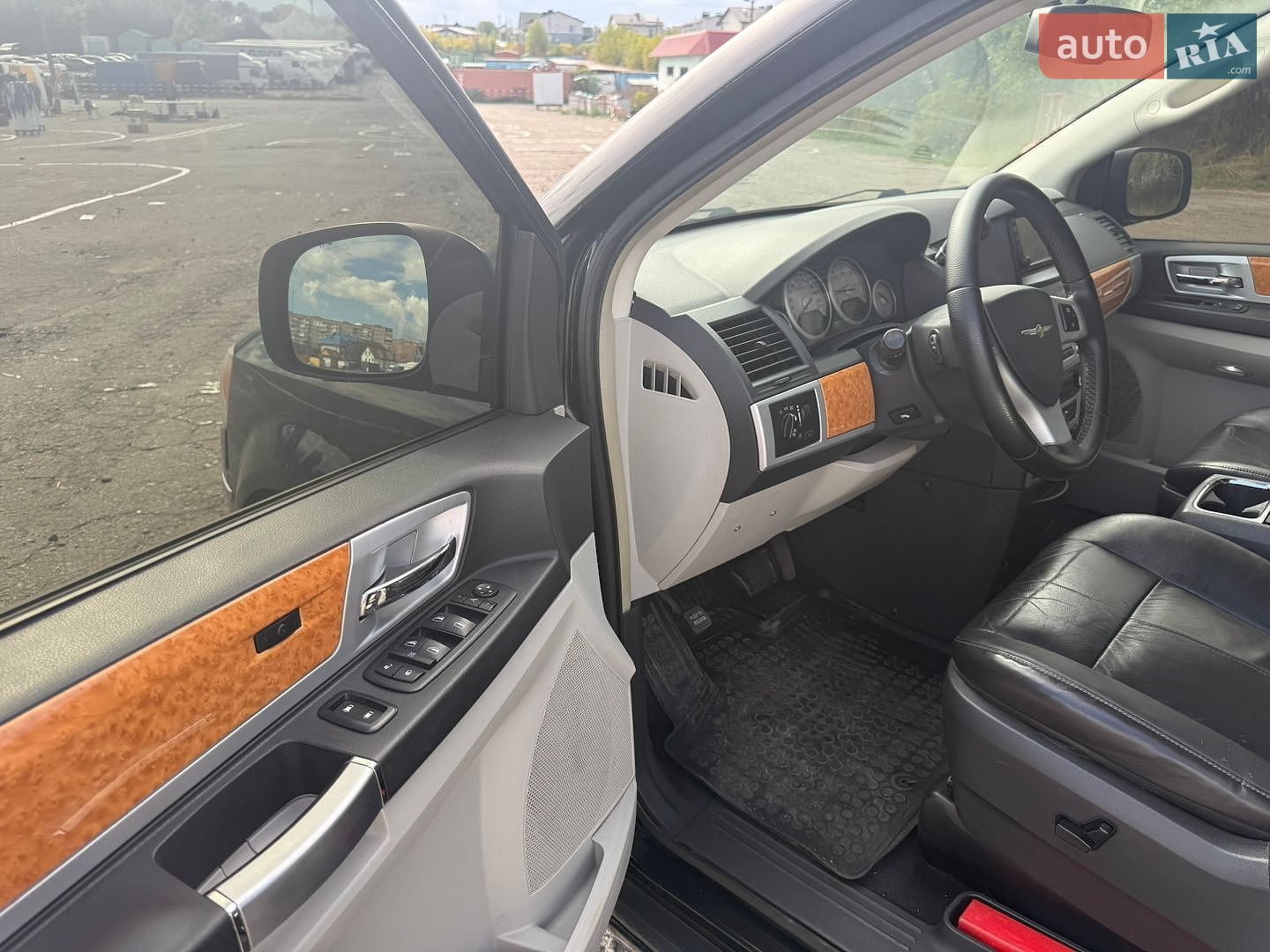 Chrysler Gr.voyager 2008 VIN 1A8HSH4918B142287 фото оголошення 21 з 25